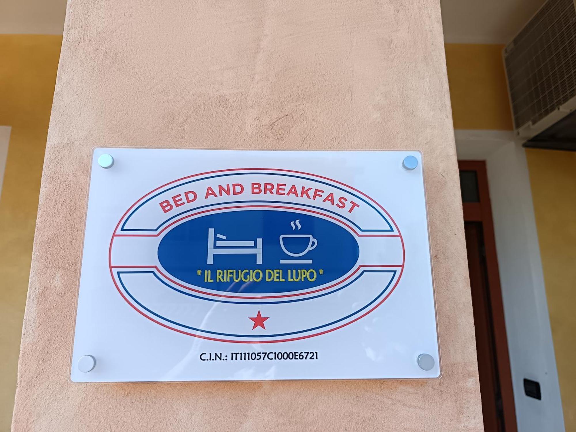 B&B Il Rifugio Del Lupo - E6721 Paringianu Zewnętrze zdjęcie
